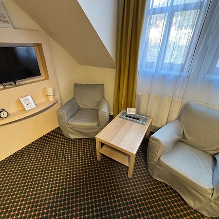Excellent Apartments In Spa City Center 5 Min Walk From The Colonnade Karlsbad Exterior foto