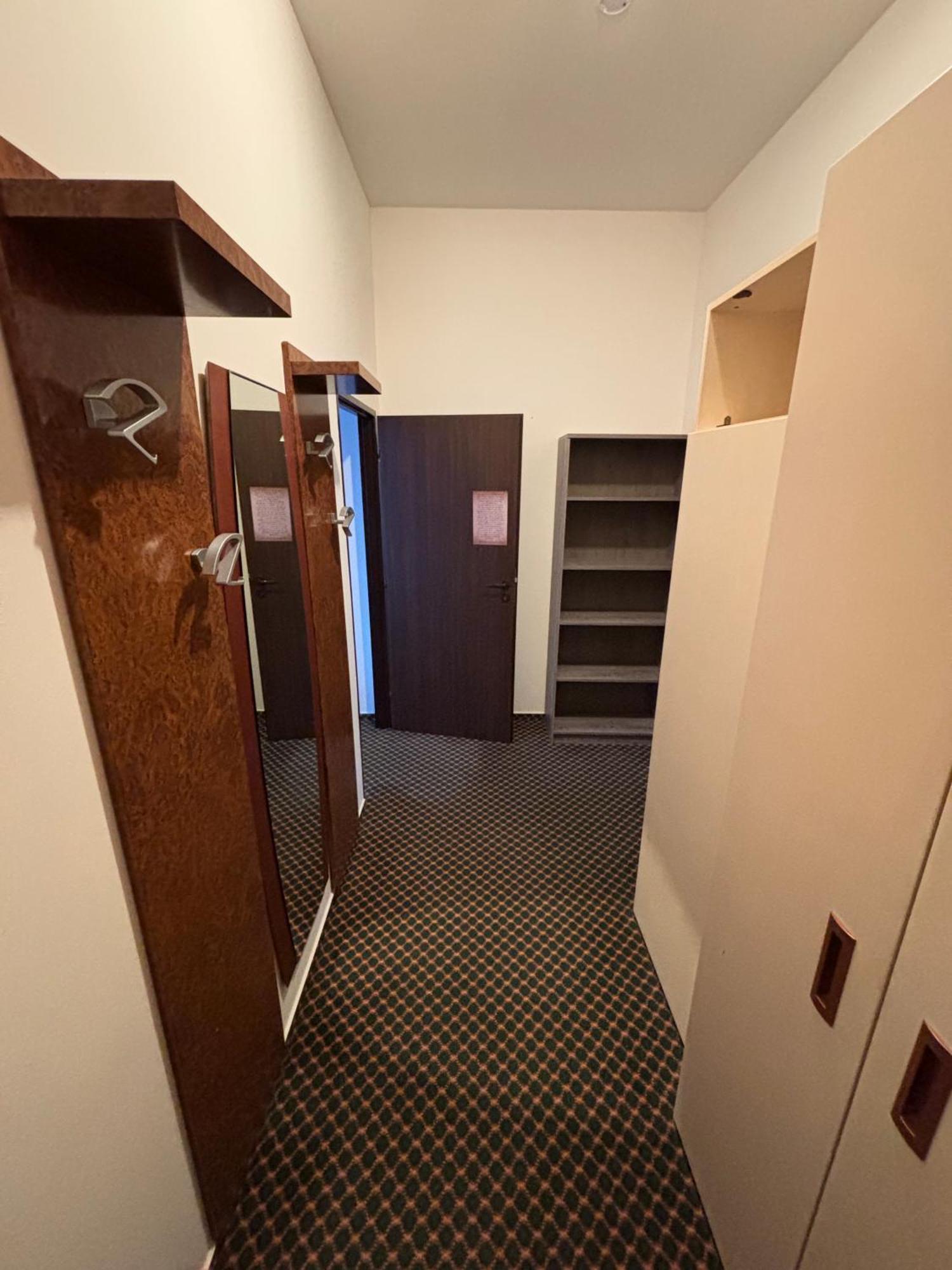 Excellent Apartments In Spa City Center 5 Min Walk From The Colonnade Karlsbad Exterior foto